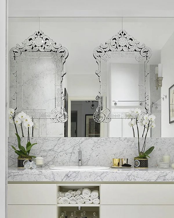 Зеркала в венецианском стиле “Марджери” в проекте декоратора Анны Муравиной