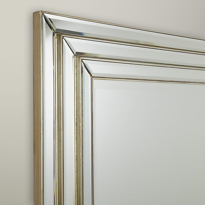 Настенное зеркало прямоугольной формы "Пасадена" с серебряной прямоугольной рамой в стиле Ар-деко (вид сбоку)