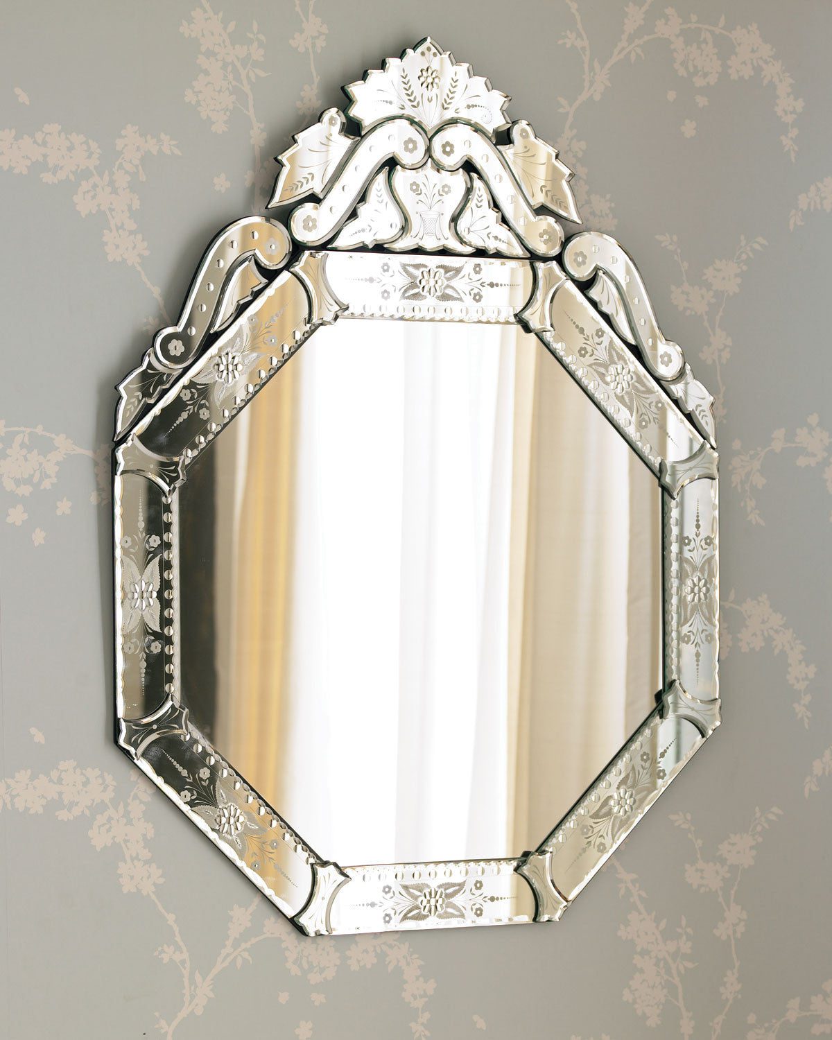 Венецианское зеркало в раме "Кастелло"