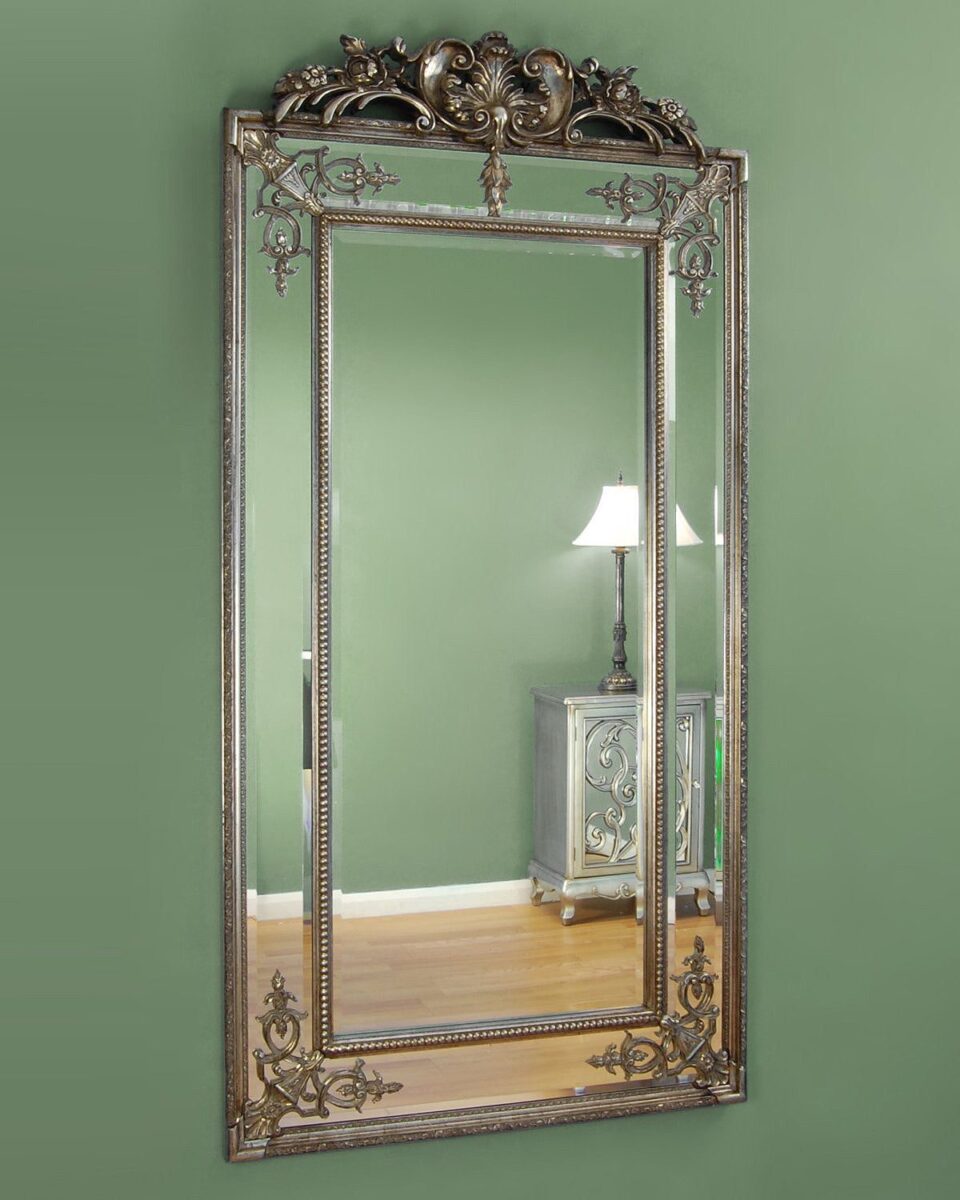 Серебряное напольное зеркало "Пабло" (на зеленом фоне)