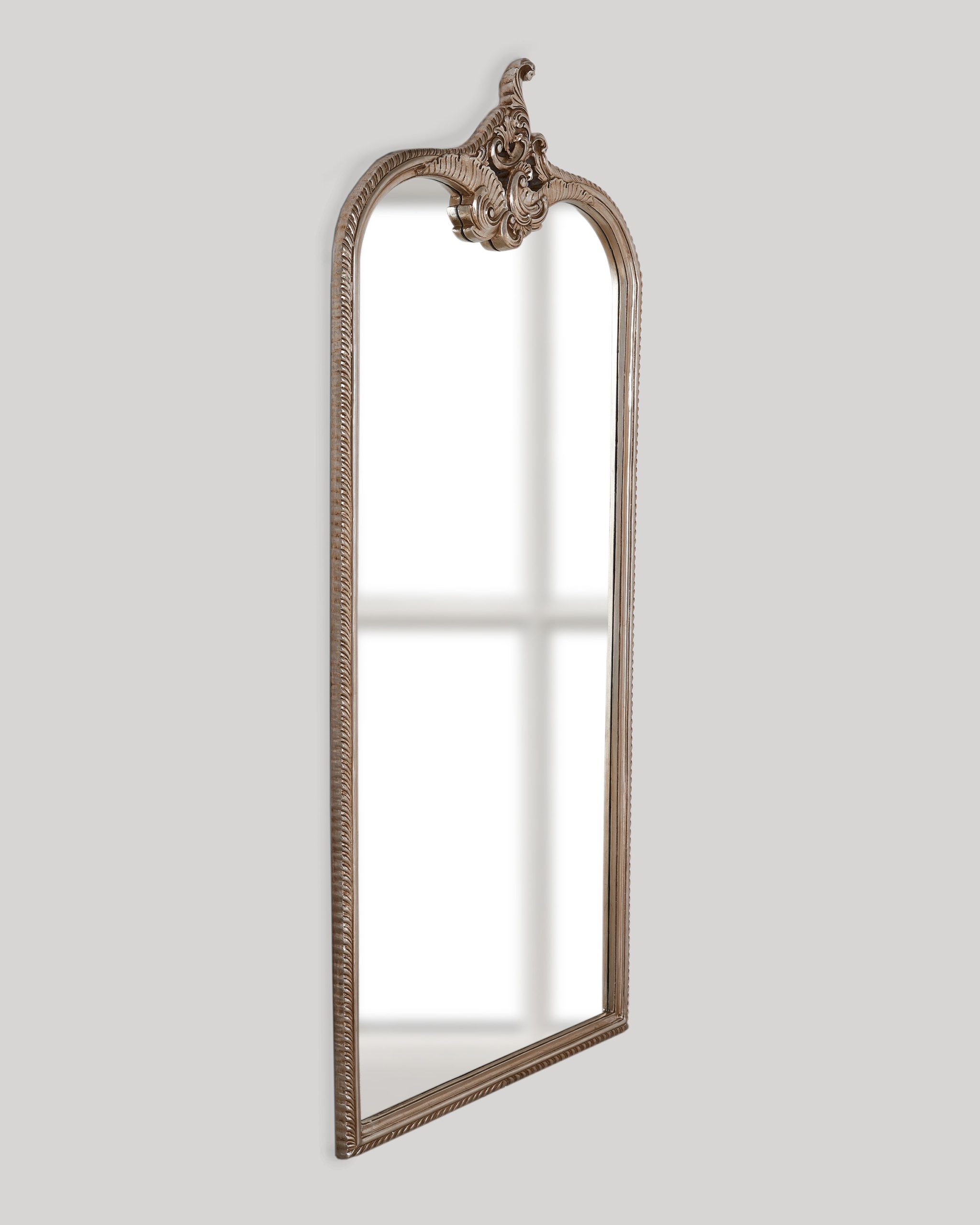 Серебряное напольное зеркало "Кайли" в французском стиле (вид сбоку)