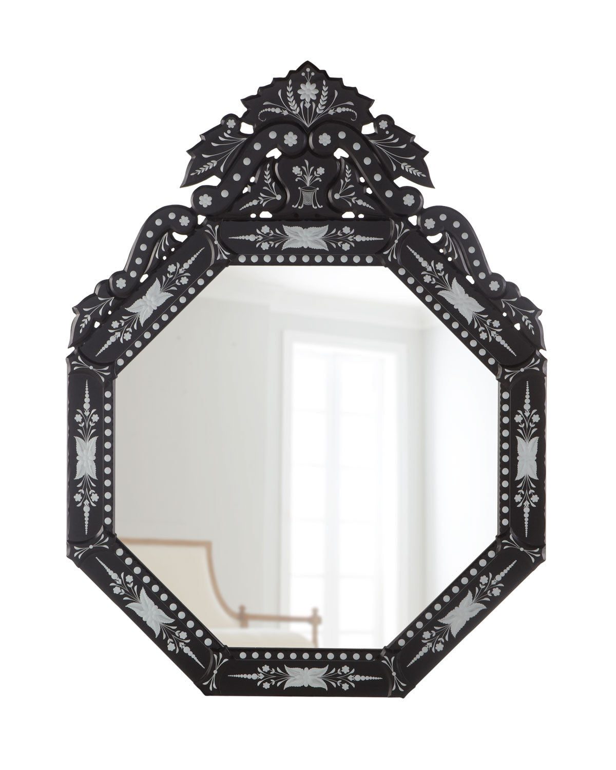 Зеркало в венецианском стиле "Кастелло нуар" (на белом фоне)