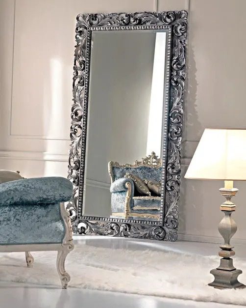 Классическое серебряное зеркало напольное 