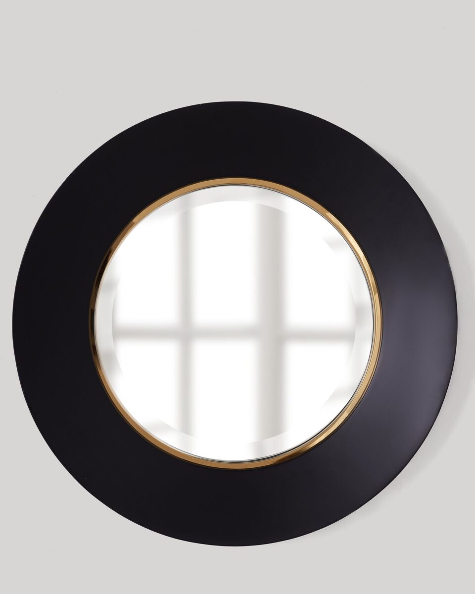 Круглое зеркало в чёрной раме "Портердейл" с золотым кантом