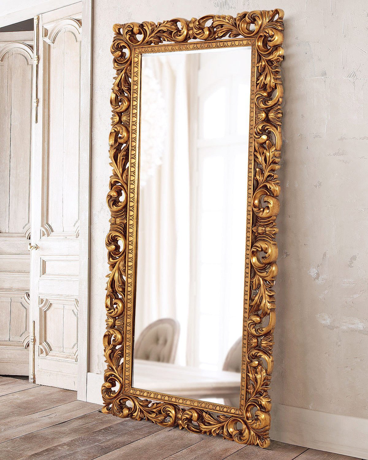 Классическое золотое зеркало в полный рост "Кингстоун" с завитушками