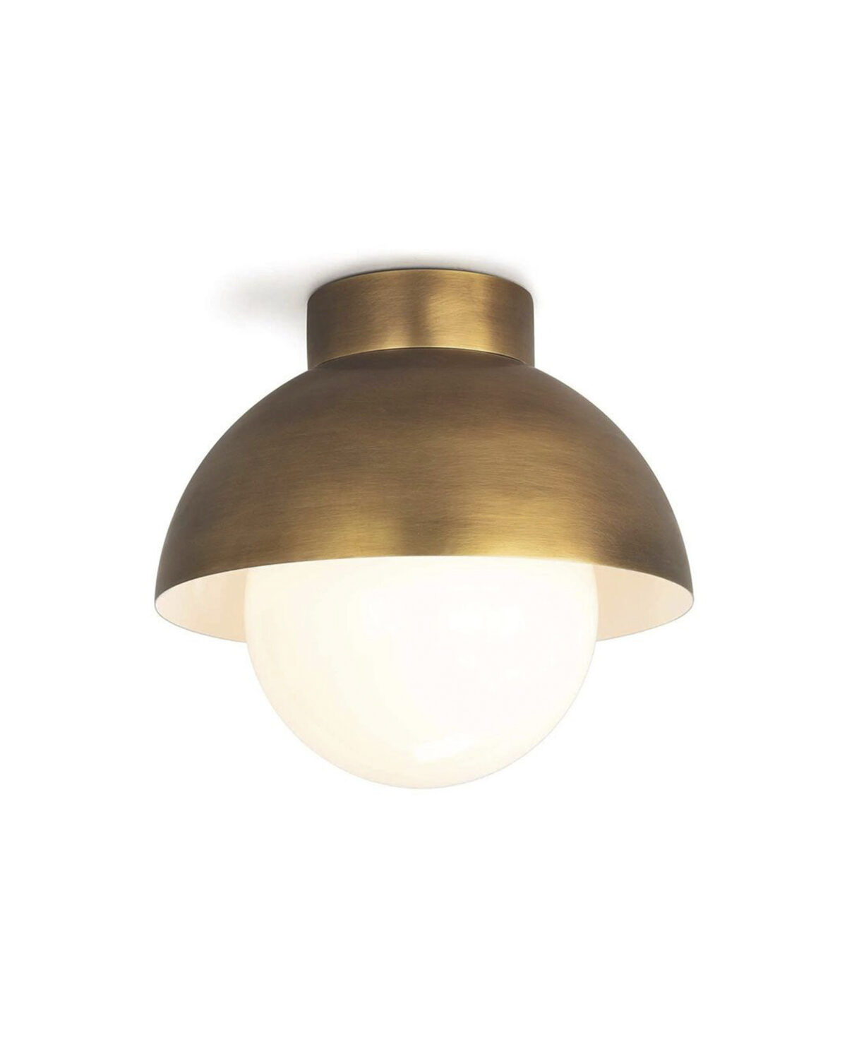 Золотой потолочный светильник "Бомон" с чашей куполообразной формы со встроенным стеклянным шаром белого цвета внутри с размерами