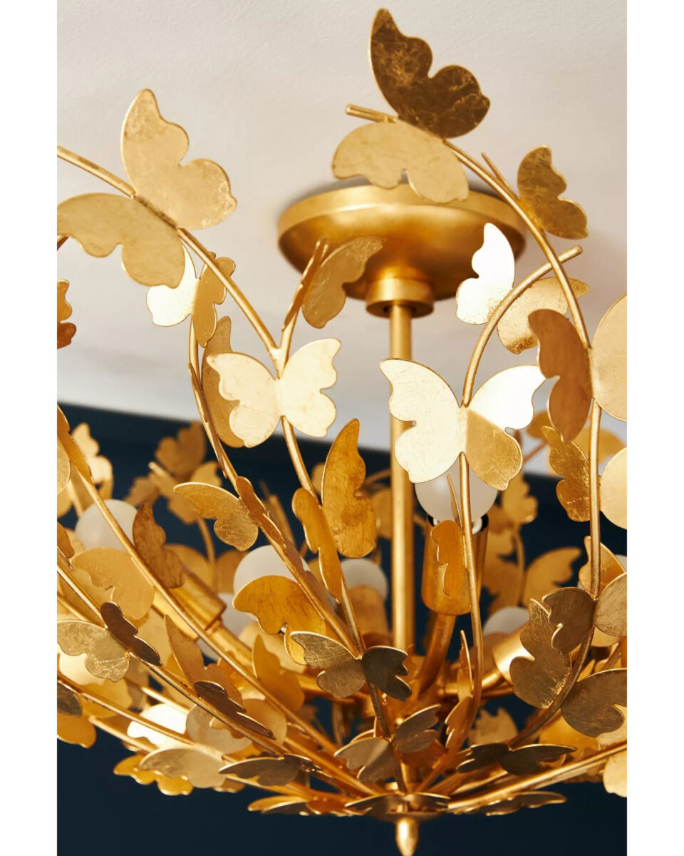 Золотой потолочный светильник "Кемптон" в виде силуэтов бабочек